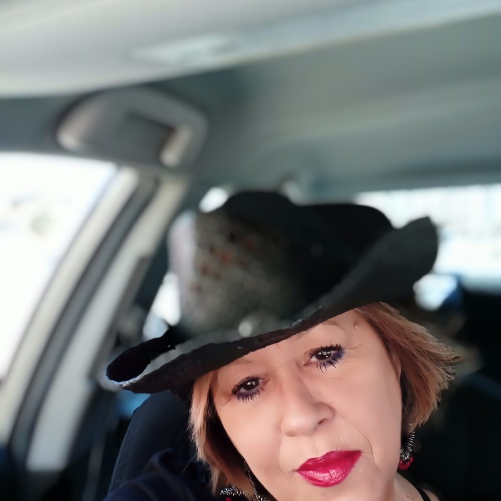 Meet your Posher, Janette